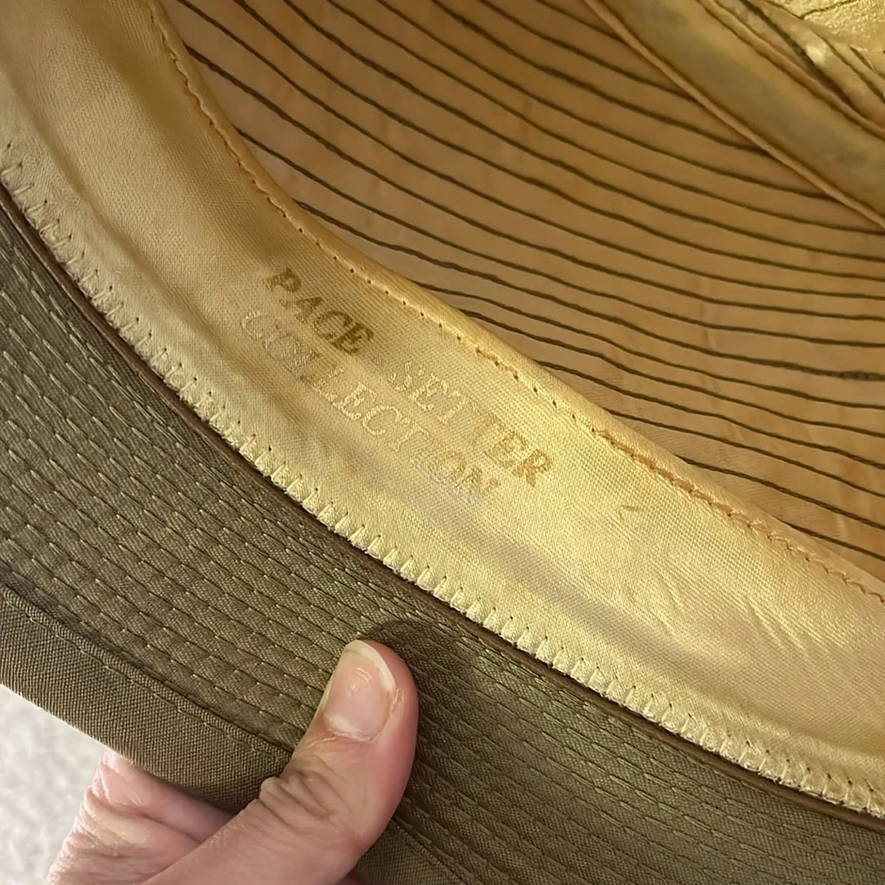 “Dobbs Fifth Avenue New York: Pace- Setter Collection Hat”